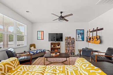 Built in 2022 and thoughtfully designed for today's lifestyle - photo 14