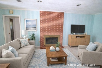 Located near the historic town of Melrose, this spacious - photo 20