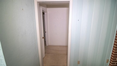 Located near the historic town of Melrose, this spacious - photo 35