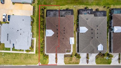 REDUCED PRICE! Instant WOW Factor greets you in this 3 BEDROOM - photo 41