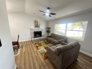 Fully remodeled, this stunning 3-bedroom, 2-bath single-family - photo 3