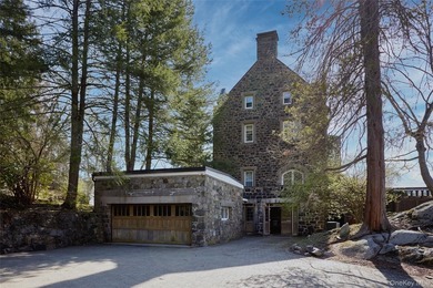 The Kingsbury-Curtis House | Tuxedo Park, NY. An extraordinary - photo 3