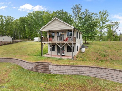 HUGE PRICE IMPROVEMENT!! Exquisite waterfront retreat on the - photo 5