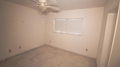Located near the historic town of Melrose, this spacious - photo 47