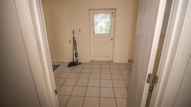 Located near the historic town of Melrose, this spacious - photo 48