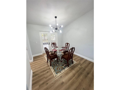 Fully remodeled, this stunning 3-bedroom, 2-bath single-family - photo 9