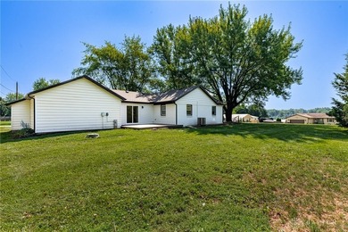 Totally renovated home at Shawnee Lake in Jamestown, absolutely - photo 4