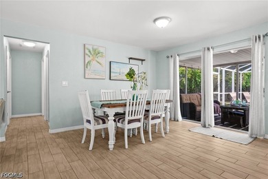 Welcome to this beautifully renovated 3-bedroom, 2-bathroom pool - photo 12