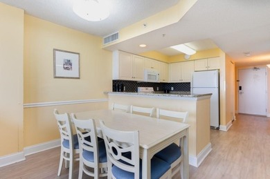 Wake up to breathtaking ocean views from this stunning 2-bedroom - photo 14