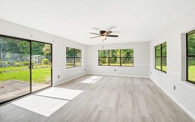 Recently renovated 3BR/2BA home in the Mink Point neighborhood! - photo 15