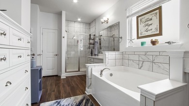 Discover this immaculate, like-new 3,058 sq ft ranch-style - photo 15
