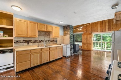 Privacy, beauty, and recreation come together on this - photo 23