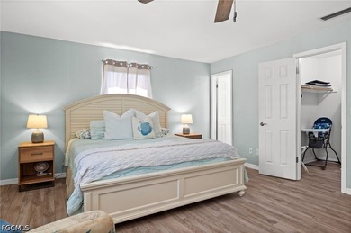 Welcome to this beautifully renovated 3-bedroom, 2-bathroom pool - photo 23