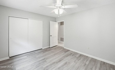 Recently renovated 3BR/2BA home in the Mink Point neighborhood! - photo 25