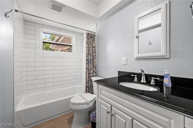 Welcome to this beautifully renovated 3-bedroom, 2-bathroom pool - photo 30