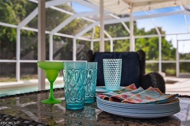 Welcome to this beautifully renovated 3-bedroom, 2-bathroom pool - photo 36