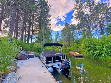 Exceptional location, custom home with an open design, mountain - photo 1