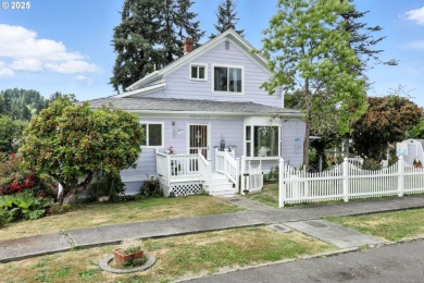 Columbia River - Columbia County Home For Sale in Rainier Oregon