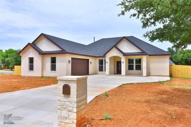 Lytle Lake Home For Sale in Abilene Texas