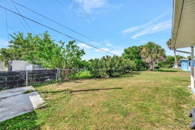 Welcome to this charming North Port 3 bed 2 bath (possible - photo 12