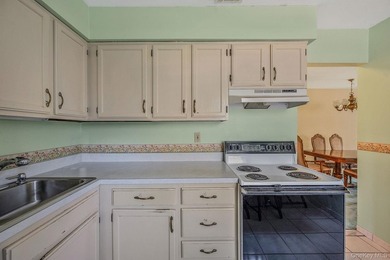 Welcome to 47 Harbor N, Amityville - a rare opportunity to enjoy - photo 12