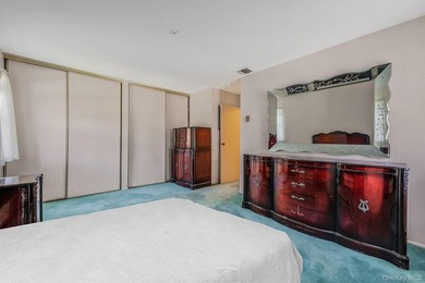 Welcome to 47 Harbor N, Amityville - a rare opportunity to enjoy - photo 15