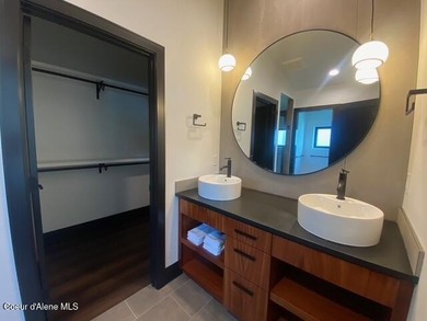 Two amazing new waterfront homes sitting side by side on 380 - photo 26