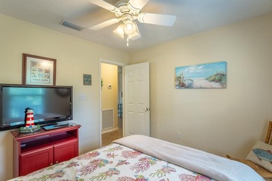 Make plans to see this awesome and impeccably well maintained 3 - photo 29
