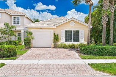 Lake Home For Sale in Fort Myers, Florida