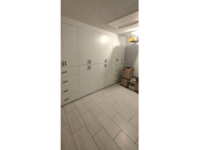 Welcome home to this beautifully upgraded 3 bedroom, 2 - photo 19