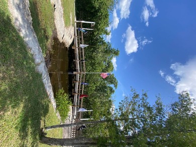 This home offers 2 bedrooms & 2 bathrooms on a quiet road with - photo 38