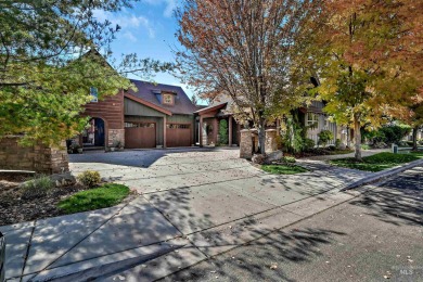 Lake Townhome/Townhouse For Sale in Garden City, Idaho