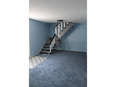 Are you just starting out or just ready to down size? Check-out - photo 4