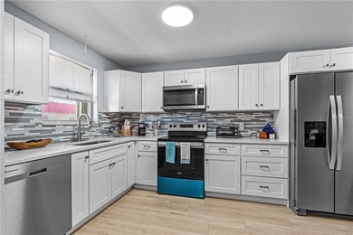 Experience effortless riverfront living at Riverside Condos in - photo 15