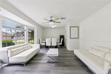 Gorgeous move-in ready home awaits new owner! Well maintained - photo 2