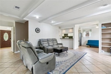 Gorgeous move-in ready home awaits new owner! Well maintained - photo 3
