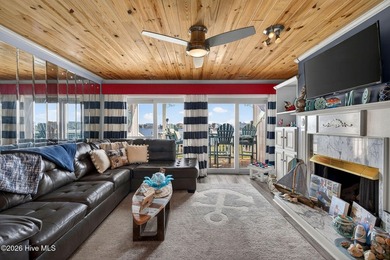 Waterfront with Boatslip. Experience the best of coastal living - photo 5