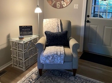 Welcome to *Blue Heaven* - Your Affordable Lakefront Escape! - photo 6