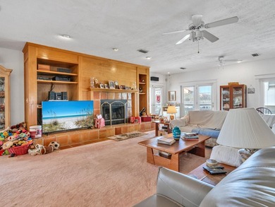 Discover this charming 4 bedroom/ 3.5 bath Florida beach-style - photo 12