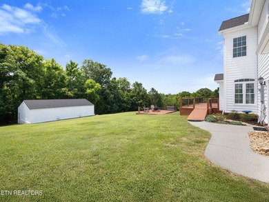 Welcome to your perfect country retreat! Perched atop a hill - photo 14