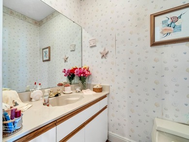 Discover this charming 4 bedroom/ 3.5 bath Florida beach-style - photo 16