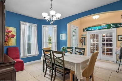 BEAUTIFUL GOLF COURSE HOME in The Country Club of Sebring. This - photo 17