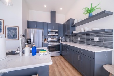 Experience the lifestyle of this trendy, vibrant beach community - photo 19
