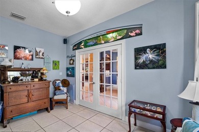 BEAUTIFUL GOLF COURSE HOME in The Country Club of Sebring. This - photo 21