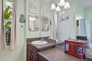 BEAUTIFUL GOLF COURSE HOME in The Country Club of Sebring. This - photo 26