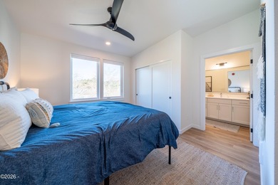 Experience the lifestyle of this trendy, vibrant beach community - photo 31