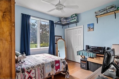 BEAUTIFUL GOLF COURSE HOME in The Country Club of Sebring. This - photo 33