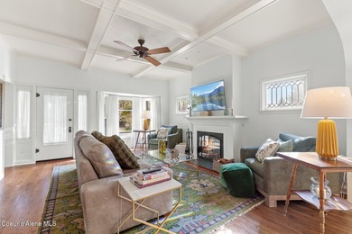 Timeless craftsmanship meets modern luxury at this exceptional - photo 6