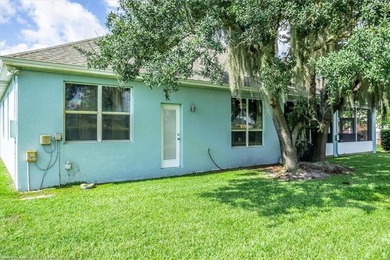 BEAUTIFUL GOLF COURSE HOME in The Country Club of Sebring. This - photo 41