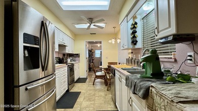 NEW ROOF INSTALLED JUNE 2026!!! BEAUTIFULLY MAINTAINED Single - photo 10